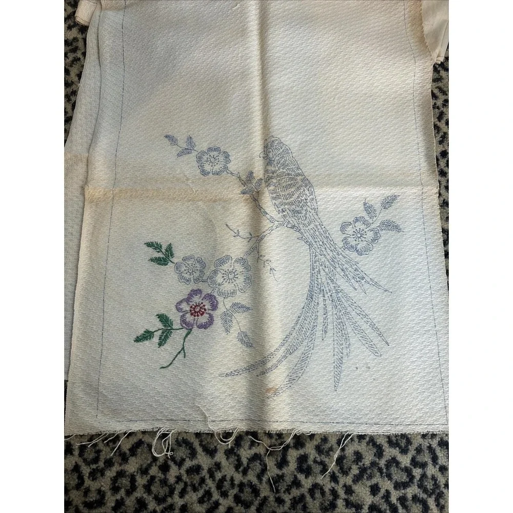 VTG Complete/ Incomplete Pillowcases & More- Thread & Scissors Linens Embroidery